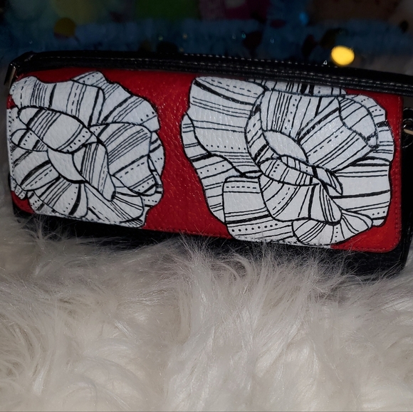 Liz Claiborne Red and Black Shoulder Bag - Picture 5 of 16